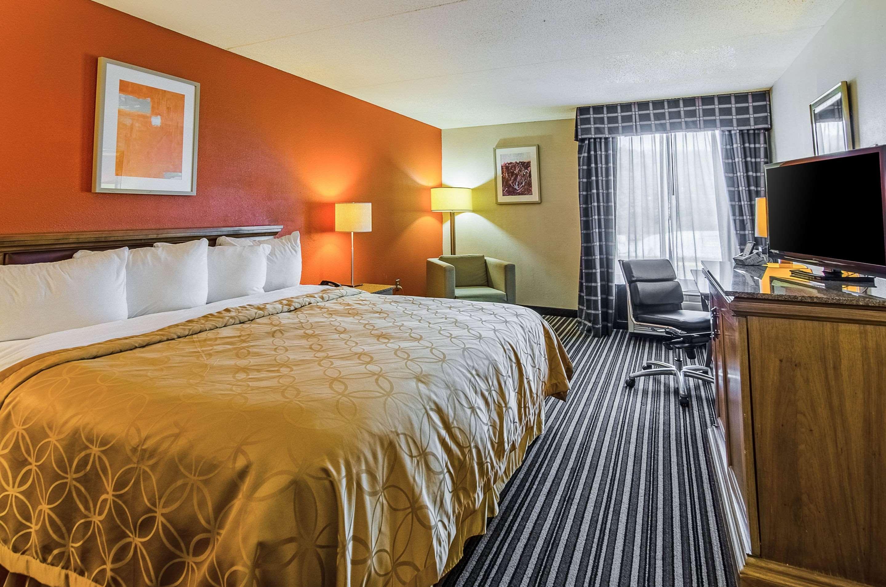 Norton Econo Lodge Inn & Suites מראה חיצוני תמונה