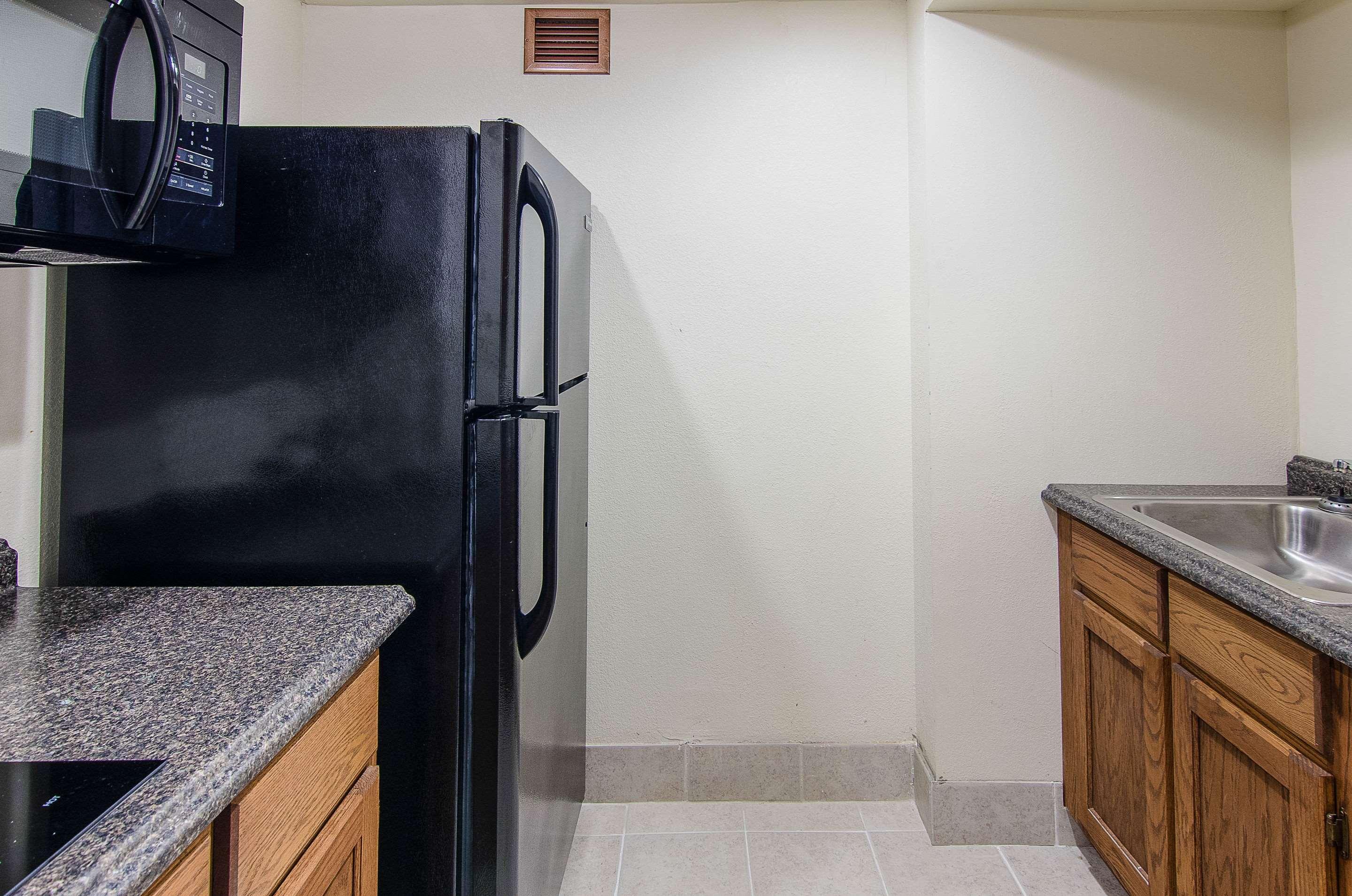 Norton Econo Lodge Inn & Suites מראה חיצוני תמונה