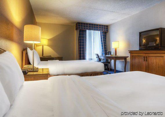 Norton Econo Lodge Inn & Suites מראה חיצוני תמונה