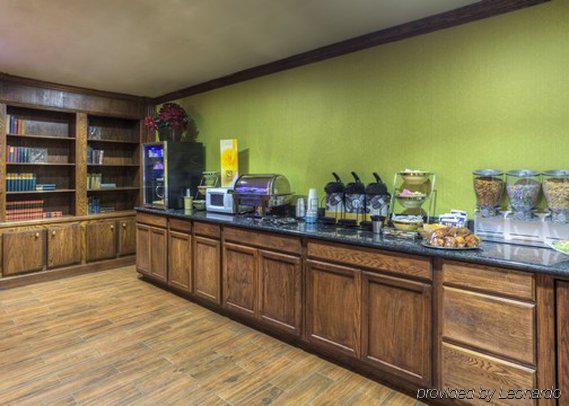 Norton Econo Lodge Inn & Suites מראה חיצוני תמונה